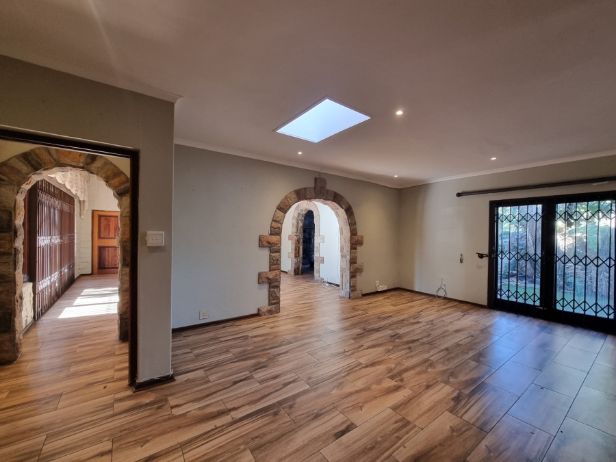 4 Bedroom Property for Sale in Table View Western Cape
